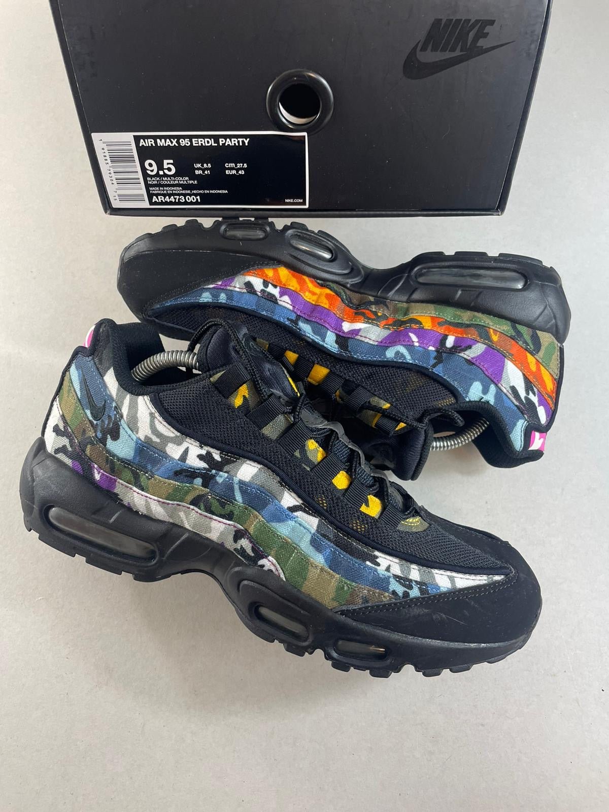 Nike Air Max 95 UK 8.5 - RecycledStreetwear