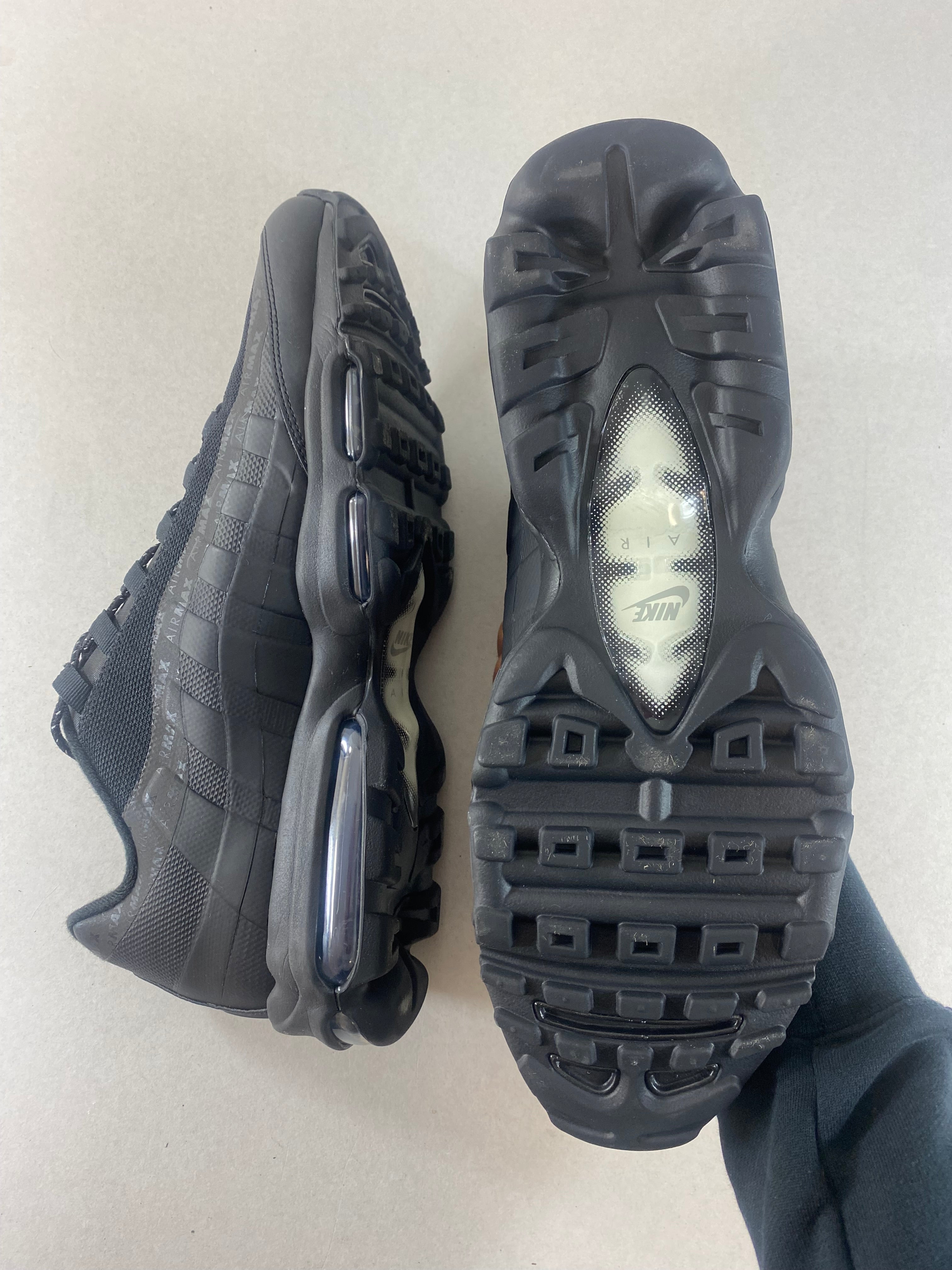 Nike Air Max 95 Ultra UK 12 - RecycledStreetwear