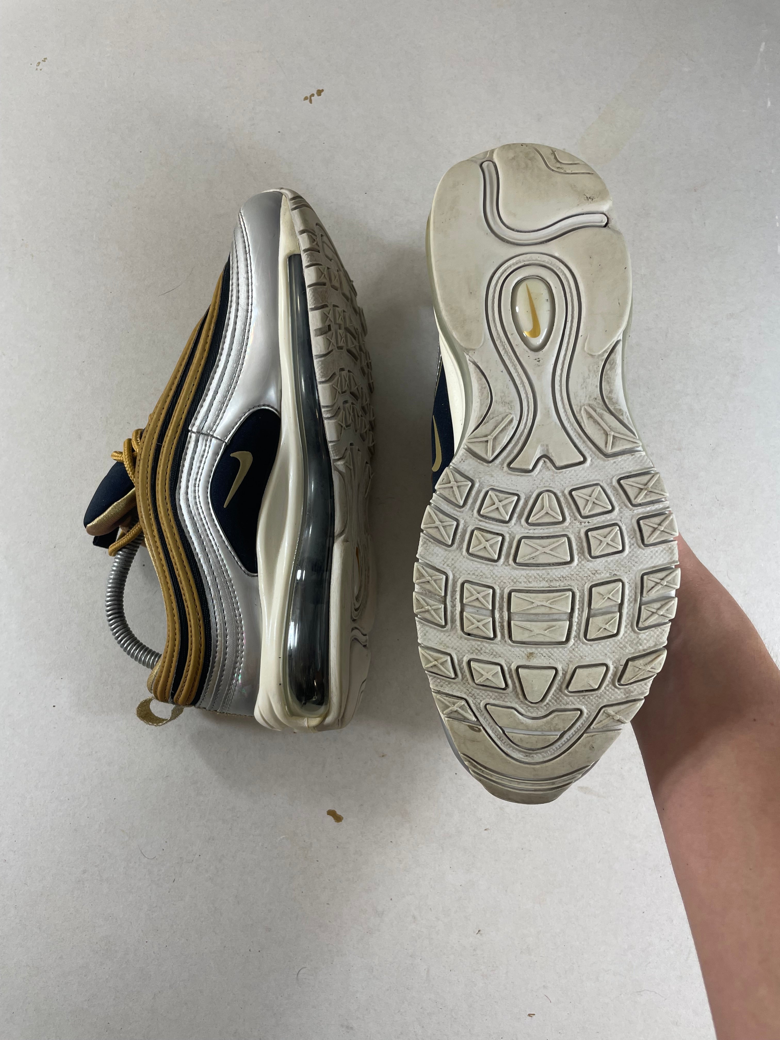 Nike Air Max 97 UK 5 - RecycledStreetwear