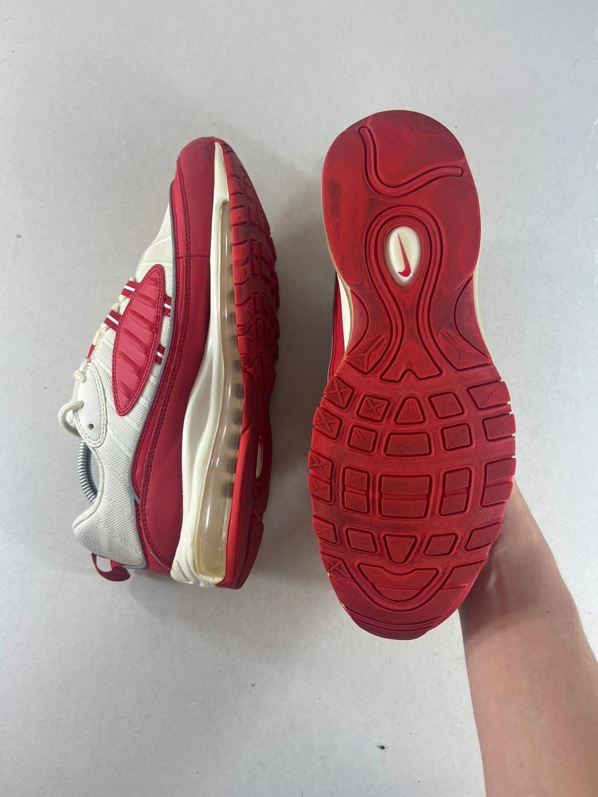 Nike Air Max 98 UK 8.5 - RecycledStreetwear