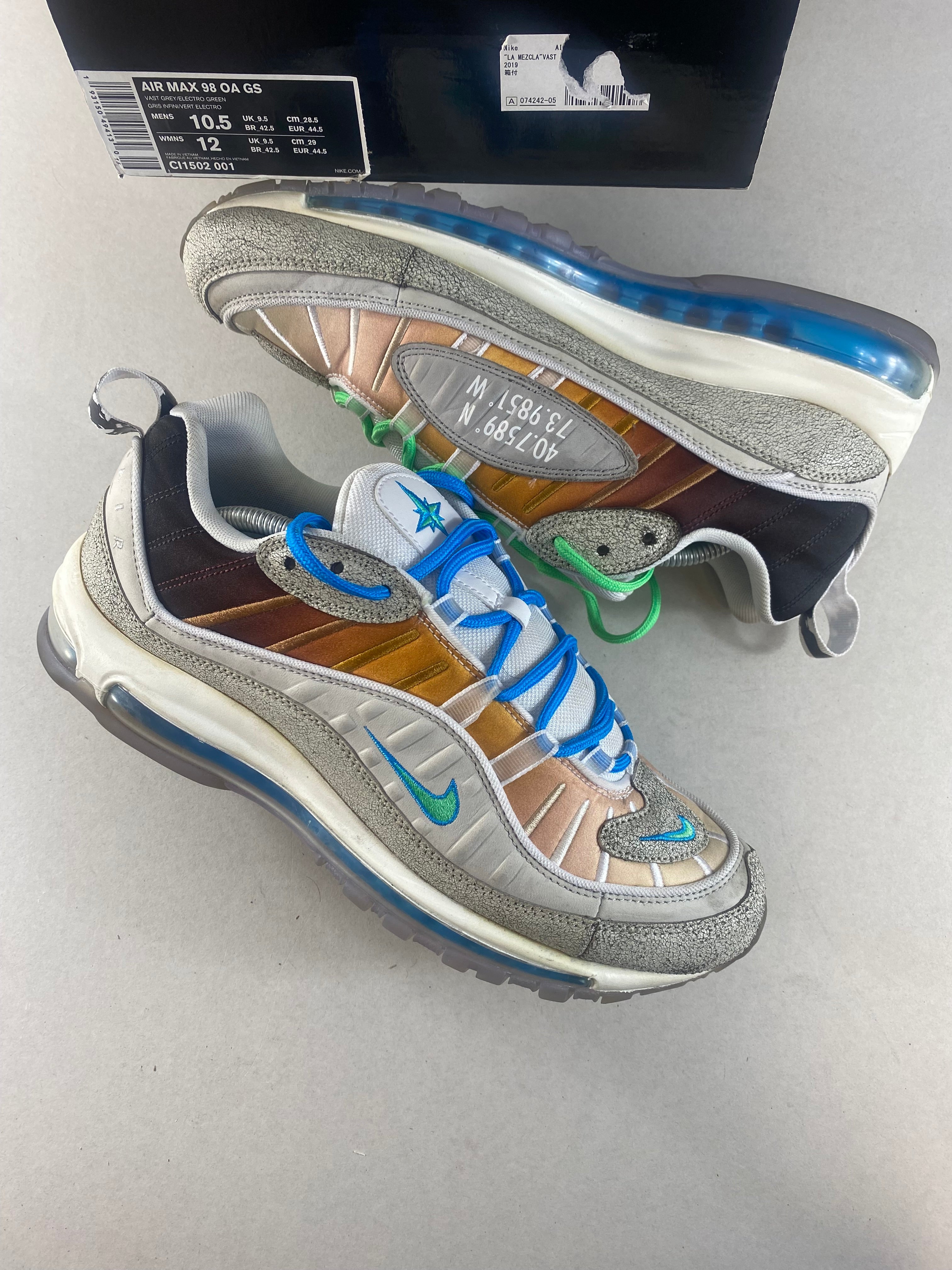 Nike Air Max 98 UK 9.5 - RecycledStreetwear