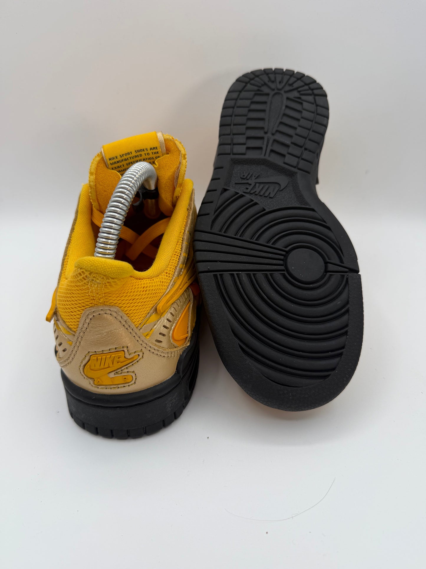 Nike Air Rubber Dunk Off - White University Gold UK 4 - RecycledStreetwear