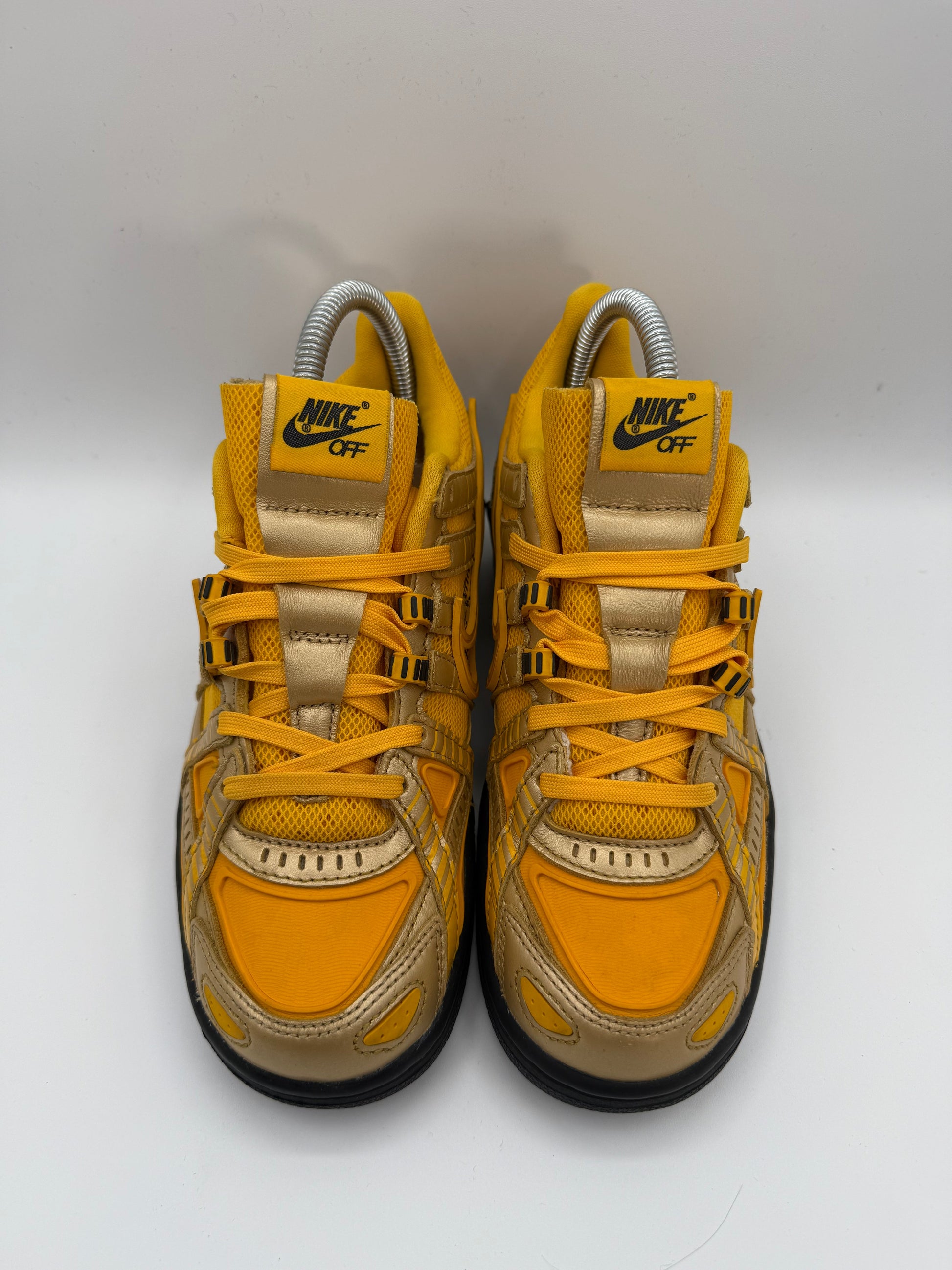 Nike Air Rubber Dunk Off - White University Gold UK 4 - RecycledStreetwear