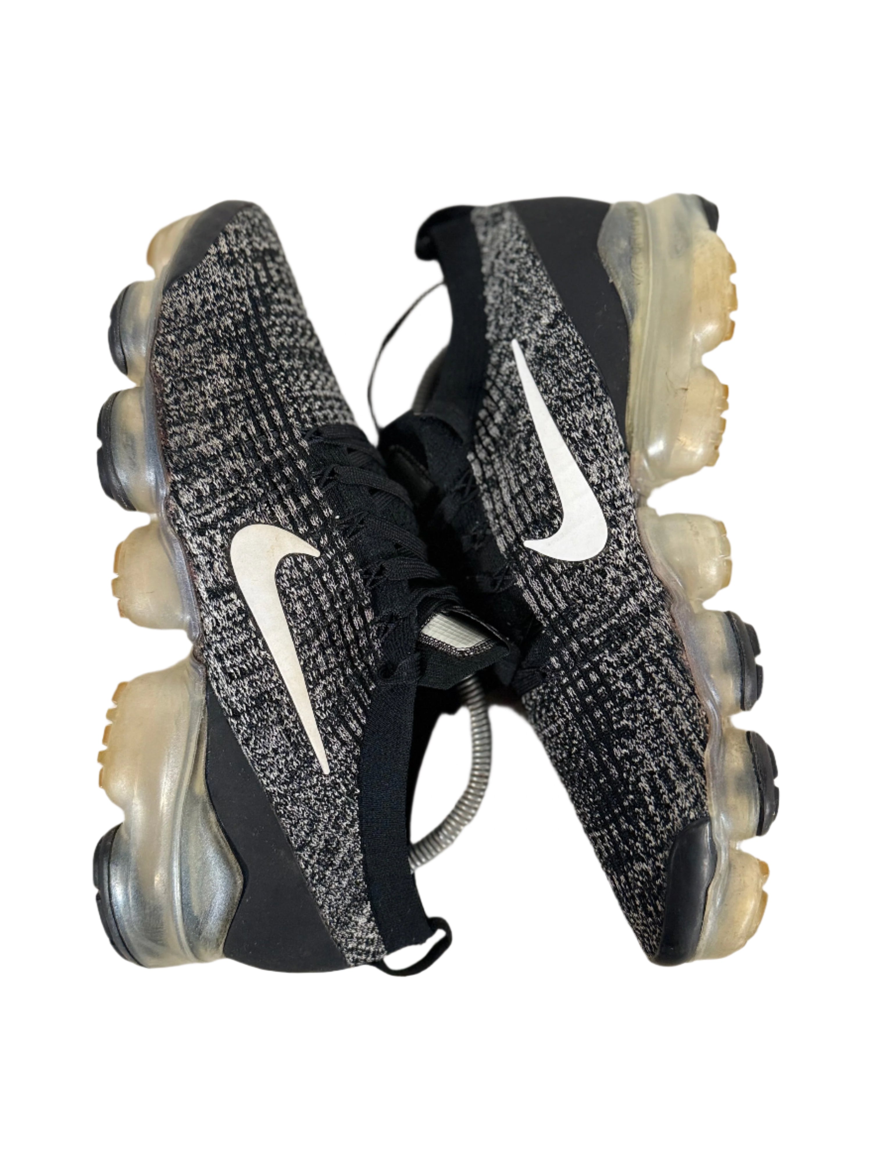 Nike Air VaporMax Flyknit 3 ‘Oreo’ UK 8 - RecycledStreetwear