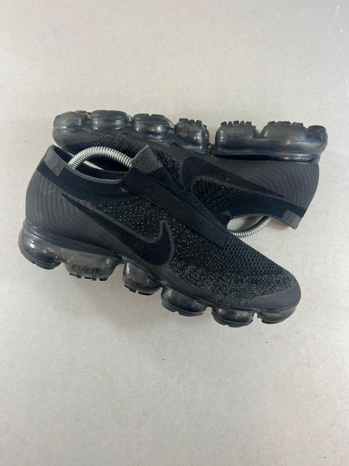 Nike Air VaporMax SE UK 7.5 - RecycledStreetwear