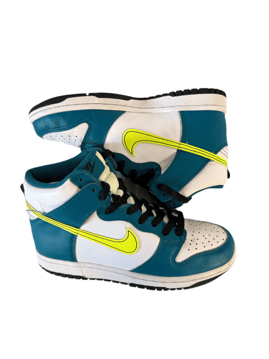 Nike Dunk High 'Bright Spruce Volt' uk 4.5 - RecycledStreetwear