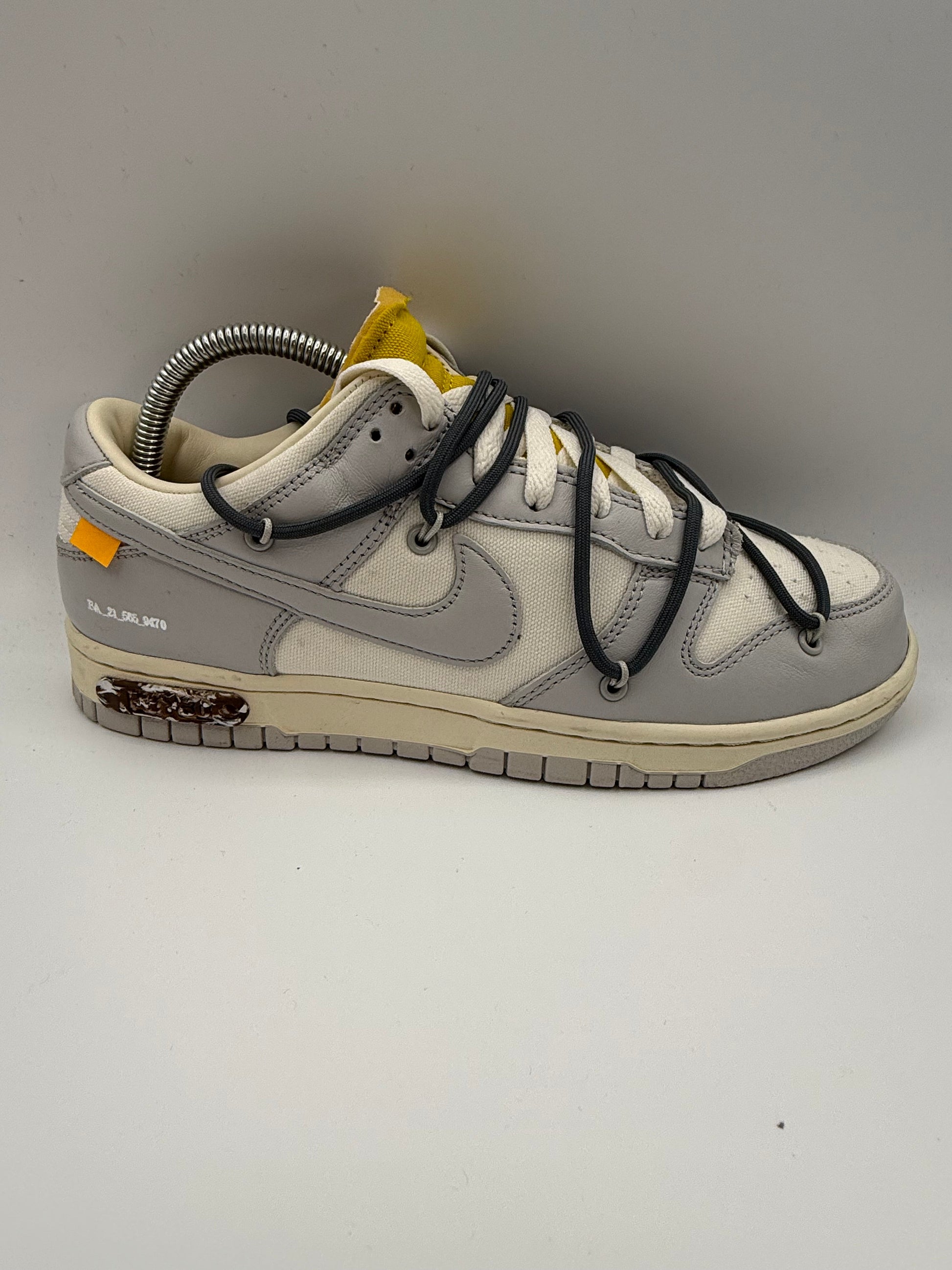 Nike Dunk Low Off - White Lot 41 UK 7 - RecycledStreetwear