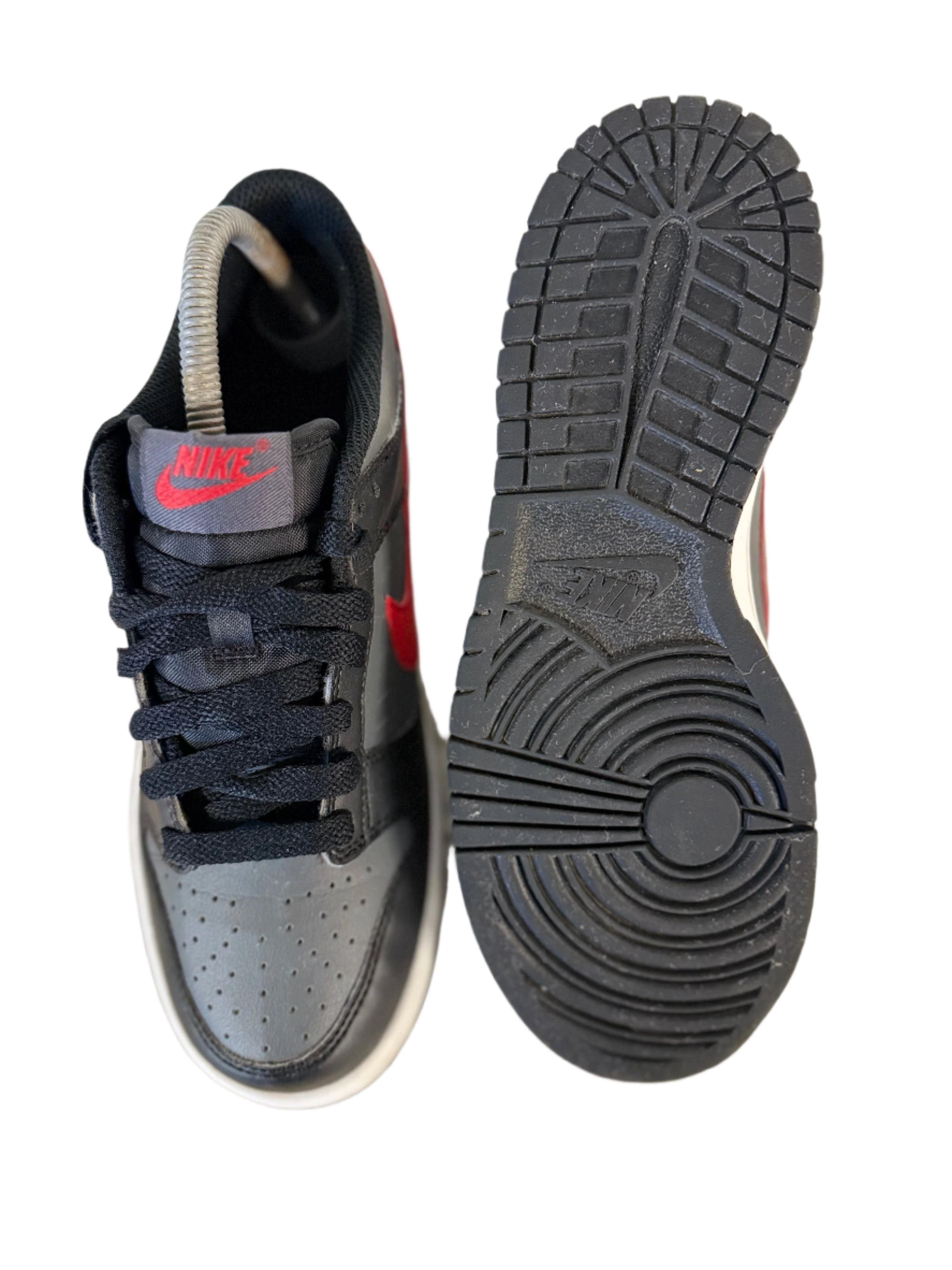 Nike Dunk Low UK 5.5 - RecycledStreetwear